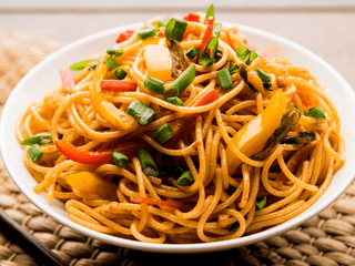 35) Veg Chowmein 