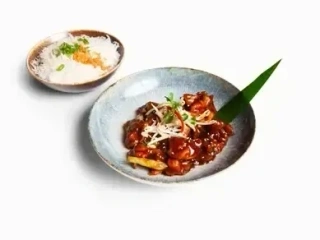 KUNG PAO CHICKEN