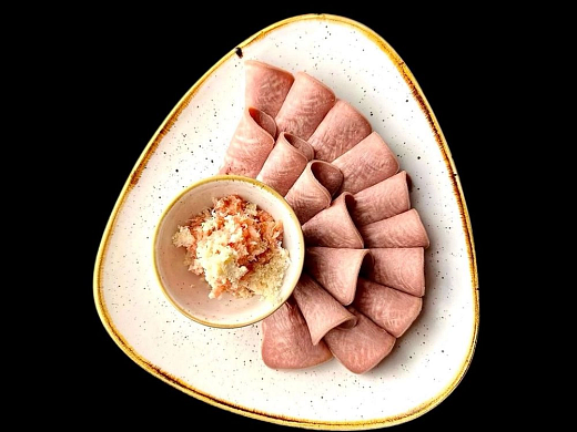 Яловичий язик з хроном