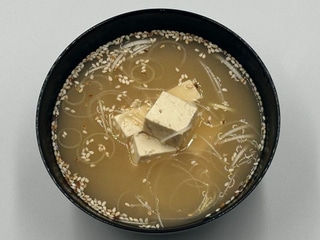 Miso z tofu