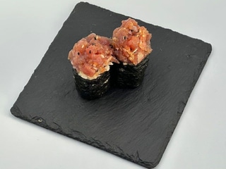 Gunkan spicy tuńczyk 