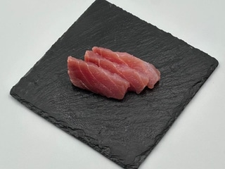 Sashimi z tuńczyka