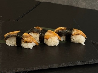 NIGIRI Z WĘGORZEM 3 szt.