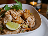 Phad Thai Kai °ผัดไทยไก่°