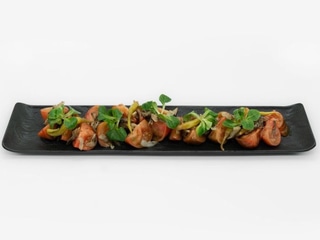 Tomate de temporada trinchado con capellán