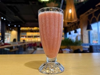 - полуничний коблер