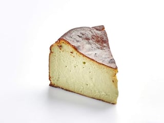 Баскський фісташковий чизкейк