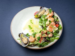 Lauwarmer Meeresfrüchtesalat