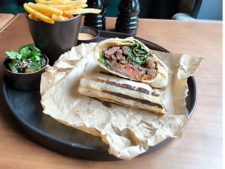 Beef roll з томатами