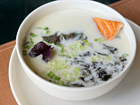 Вершковий суп з лососем (Creamy soup with salmon)