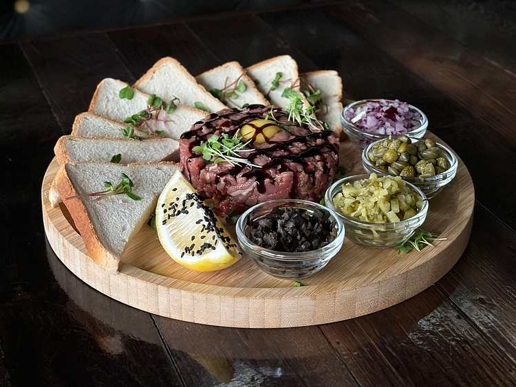 Тар-тар з яловичини (на попереднє замовлення)