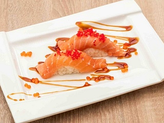 Nigiri z Łososiem 2 szt.