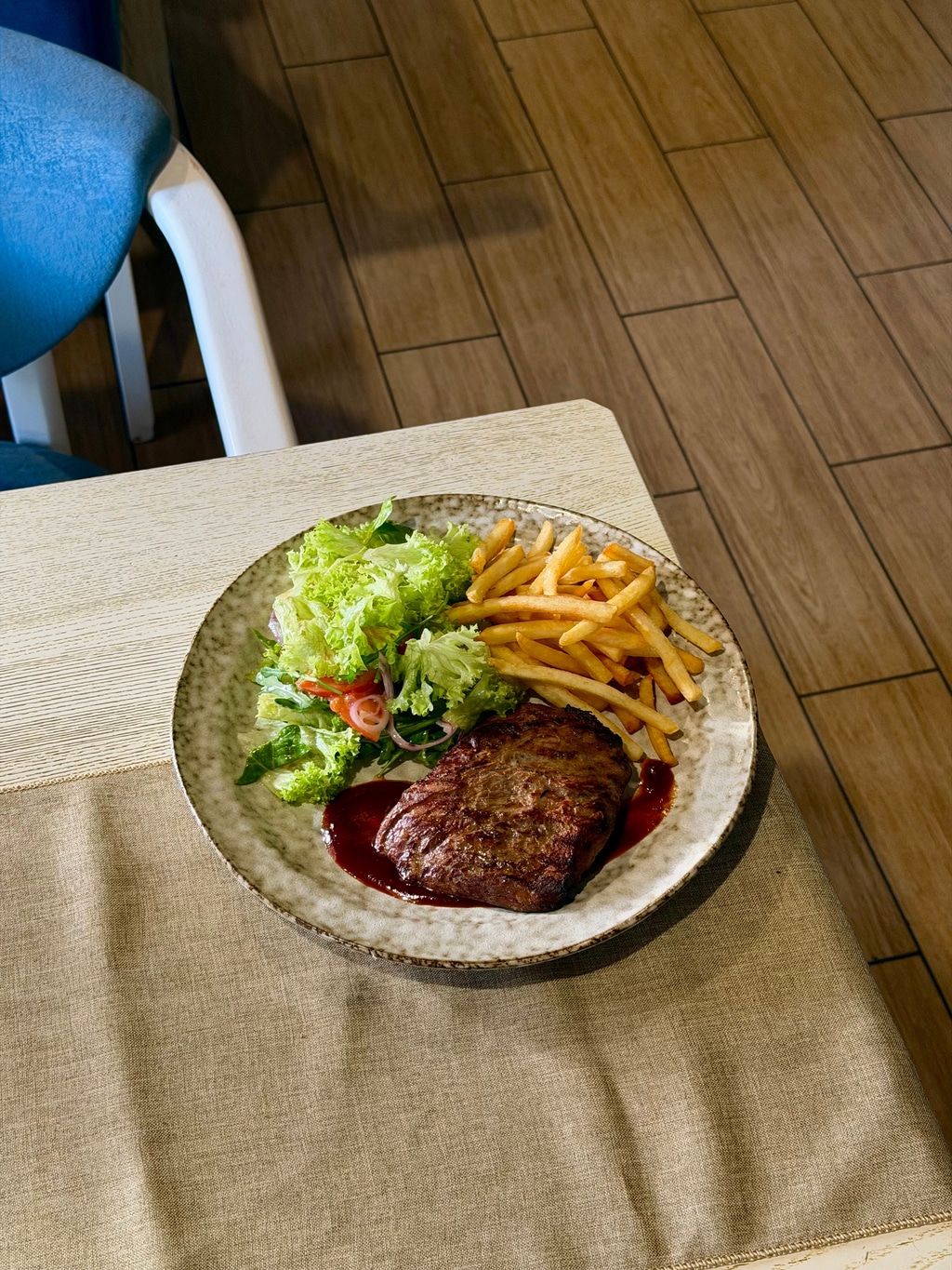 Orange cafe