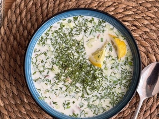 Окрошка на мацоні з телячим язиком та куркою