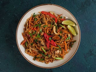 Удон з морепродуктами