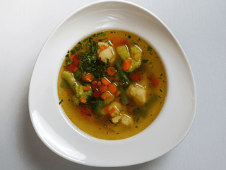 Суп Мінестроне зі свіжих овочів