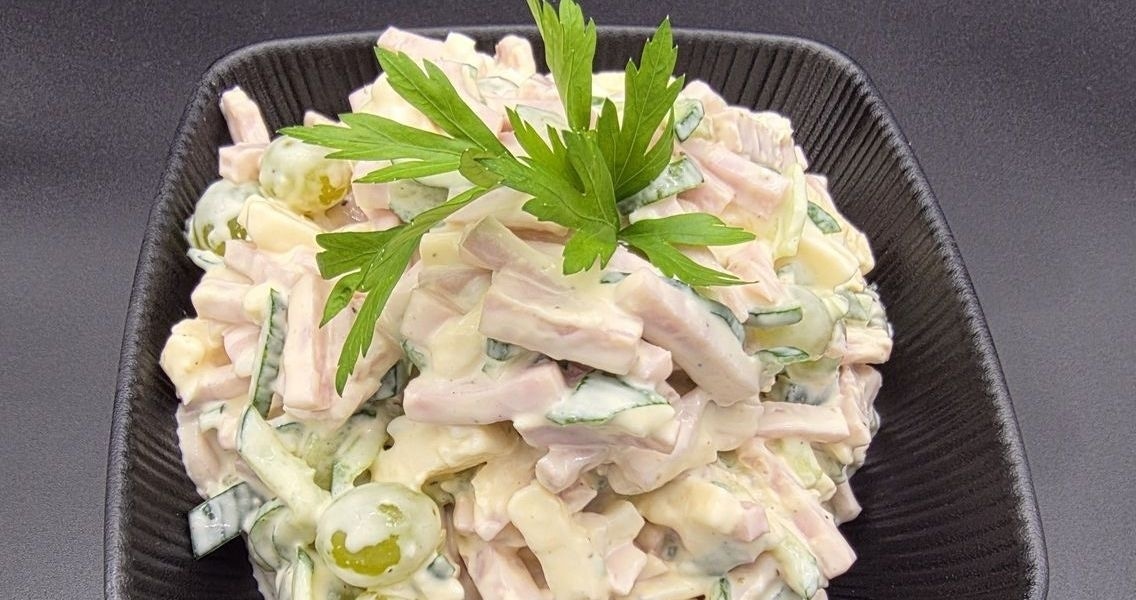 külm laud singi juustu viinamarja salat.jpg