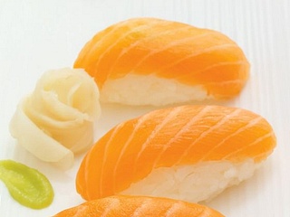 Nigiri salmón (4 unidades)