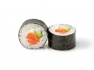 Maki salmón con aguacate (8 unidades)