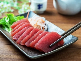 Sashimi atún (6 unidades)