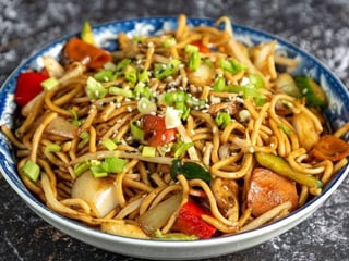 51. Makaron z warzywami w sosie syczuańskim🌶️