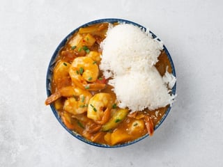 43. Ryż z krewetkami królewskimi i warzywami🌶️