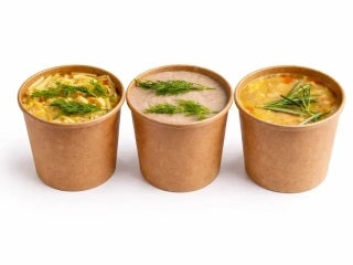 Česneková s vejcem a slaninou