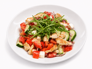 Insalata Greca con Pollo