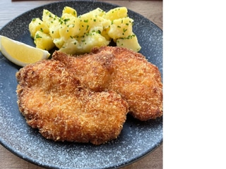 Kuřecí řízečky,pažitkový brambory