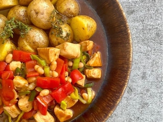 KUŘECÍ SMĚS S FAZOLEMI