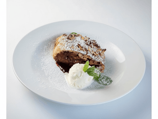 Firmowy sztrudel jabłkowy 