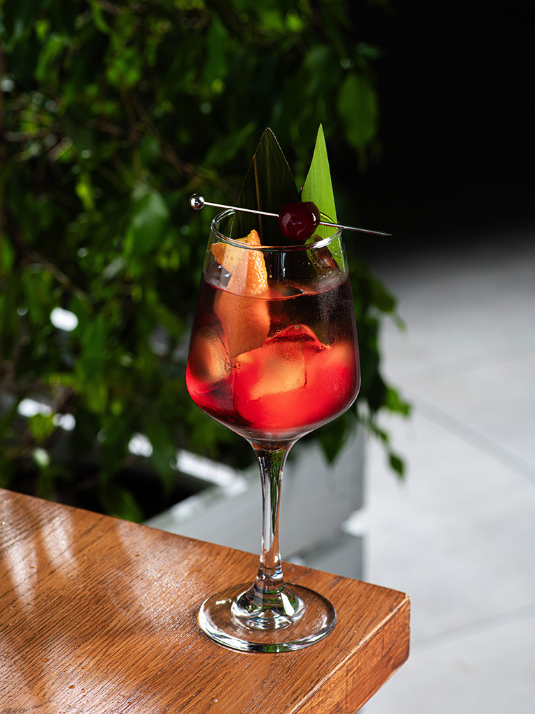 "Negroni Sbagliato" (Негроні Сбальято)
