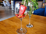 Prosecco з полуничним сорбетом
