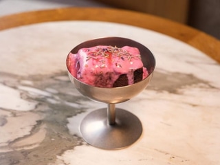 Chocolate brownie with lavender