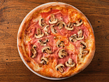 Prosciutto e Funghi