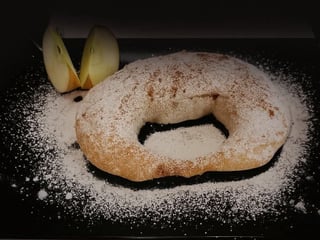 MINI CALZONE z jabłkiem i cynamonem