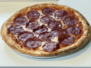 4. Pizza Salami