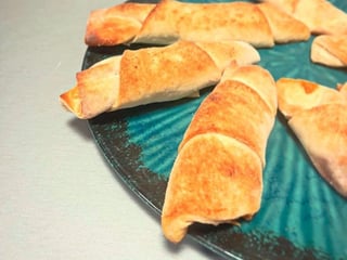 Pizza rožky salámové