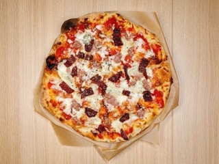 1. Pizza Smakosza Carpaccio 40 cm