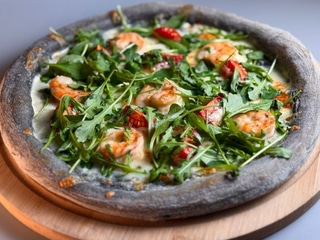 Піца з креветками