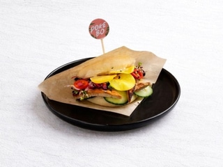 s tofu a arašídovým dipem