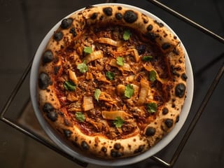 ПІЦА З РВАНОЮ СВИНИНОЮ