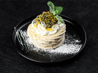 Павлова з маракуєю