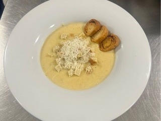 Сирний суп пюре з куркою 