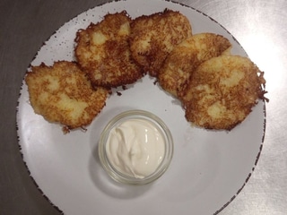 Деруни зі сметаною