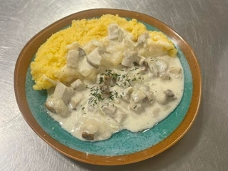 Гриби в сметані з кулешею