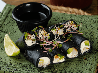 Black роли з креветкою