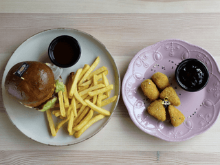 Не американська вечеря