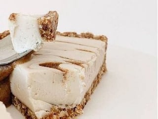 RAW-десерт Чізкейк карамель