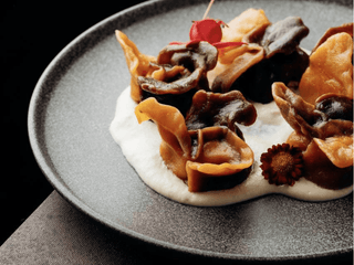 Вареники з рваною телятиною